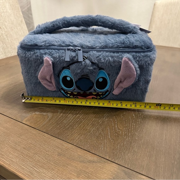 NEW Disney‎ Parks WDW Plush Embroidered Makeup Bag Cosmetics Case - Stitch - Picture 4 of 5